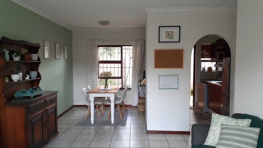 To Let 3 Bedroom Property for Rent in Summerstrand Eastern Cape